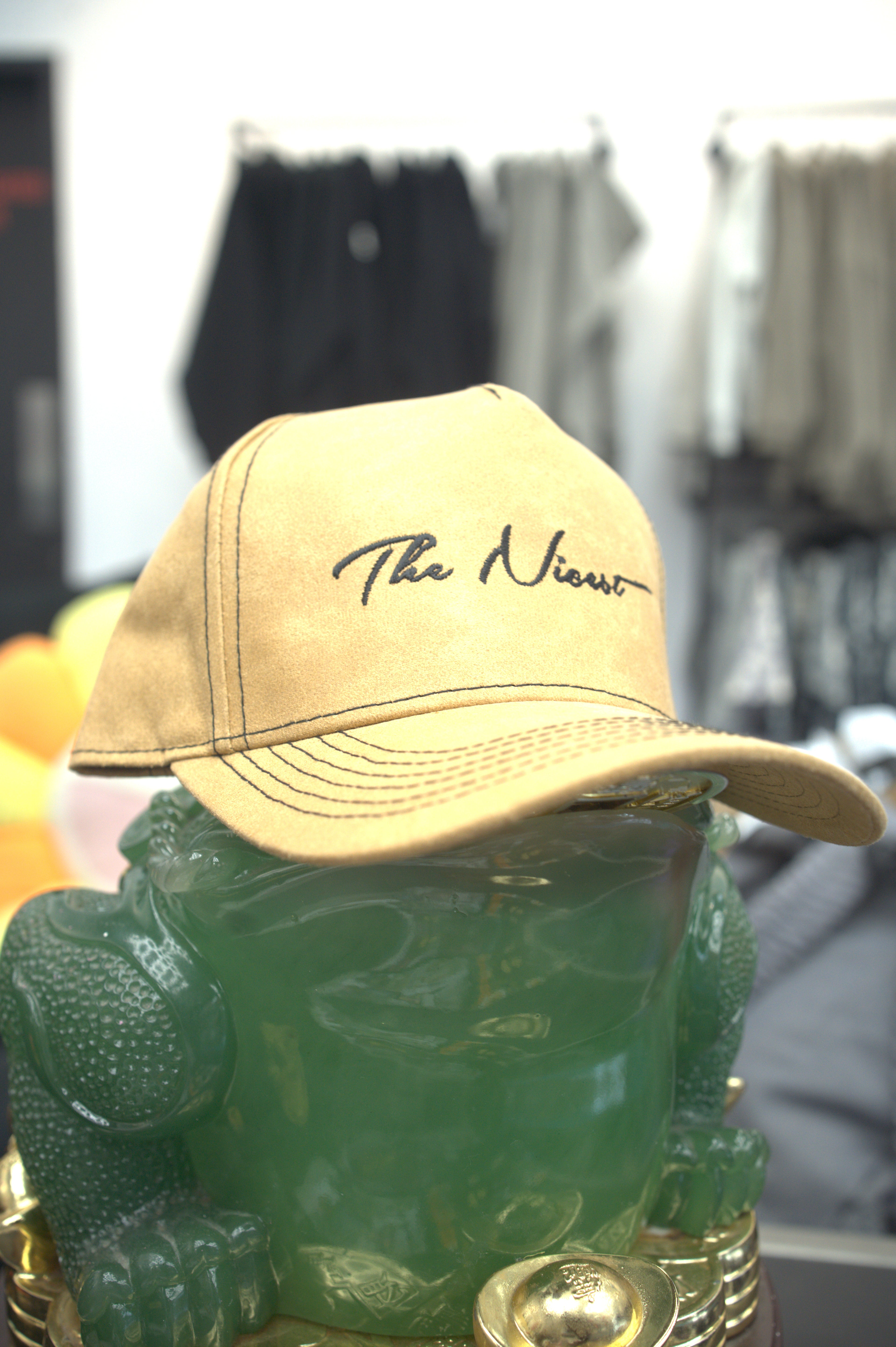 BEIGE LEATHER VIBE SNAP BACK